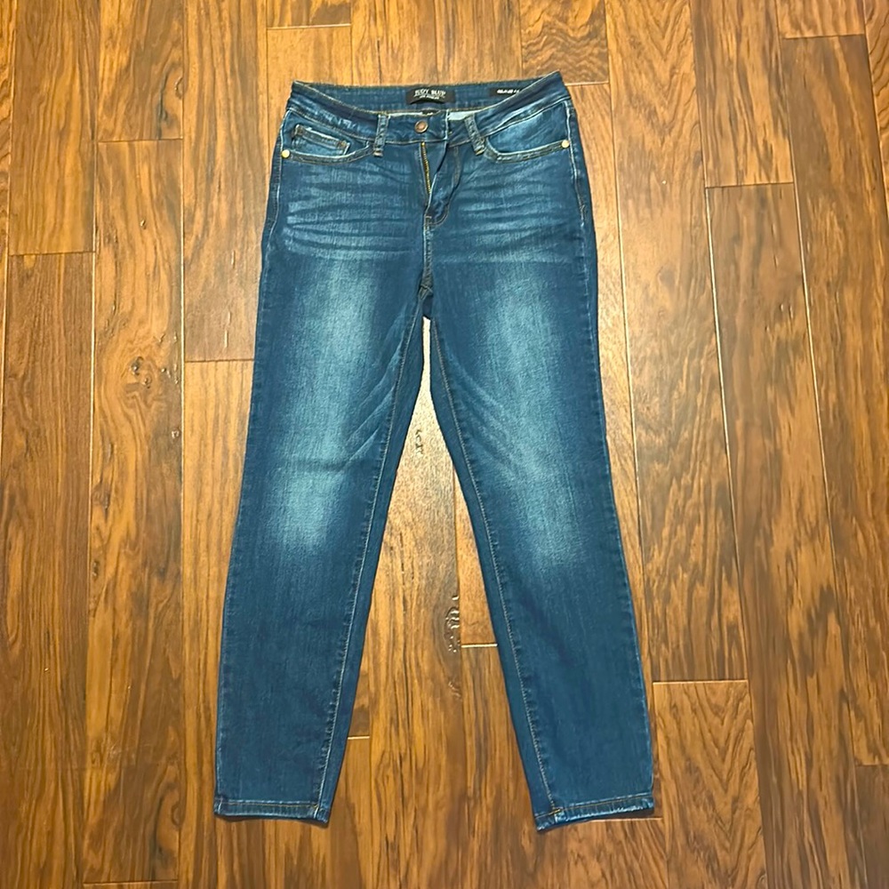 Judy Blue Size 28 Relaxed Fit Jeans- Wore Once